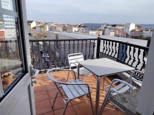 Ático en venta en Ferrol, Porta Nova. Espectacular Ático Exterior en Ferrol, Galicia. Áticos.