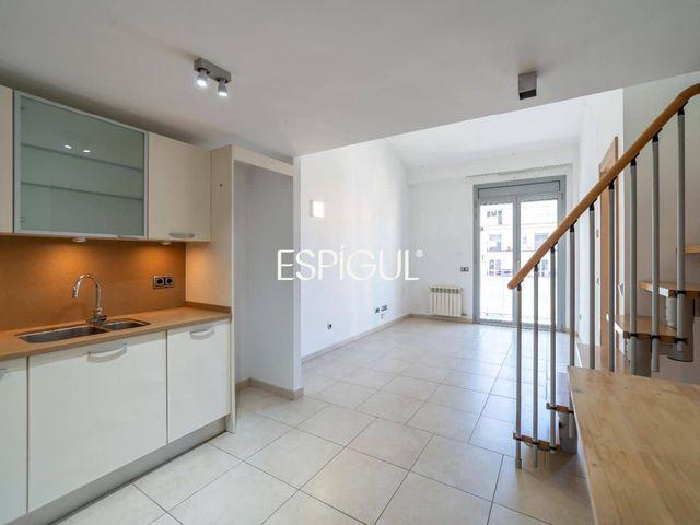 Ático en venta en Girona, Girona