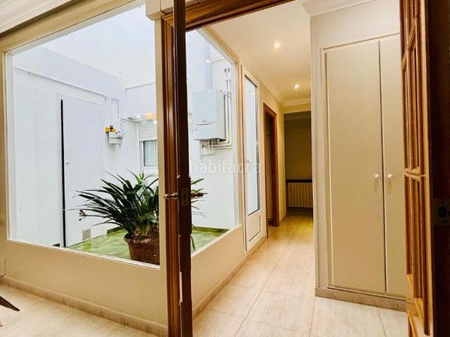 Ático en venta en Girona, Santa Eugenia. de gran formato en un magnífico estado, IMPECABLE. Áticos.