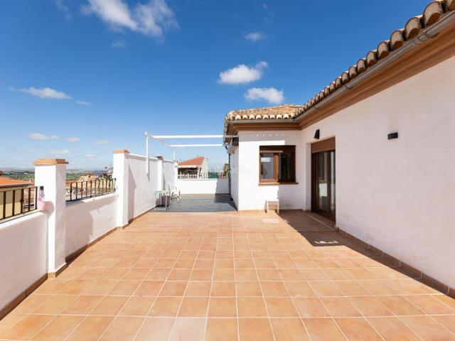 Ático en venta en Gójar. SE VENDE ÁTICO DE 3 HABITACIONES CON VISTAS PANORÁMICAS A SIERRA NEVADA EN GOJAR_ GRANADA. Áticos.
