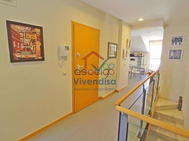 Ático en venta en Guadalajara, San Roque Concordia Adoratrices. Exclusivo dúplex ático invertido con terrazas y garaje en plena calle Ferial de Guadalajara. Áticos.