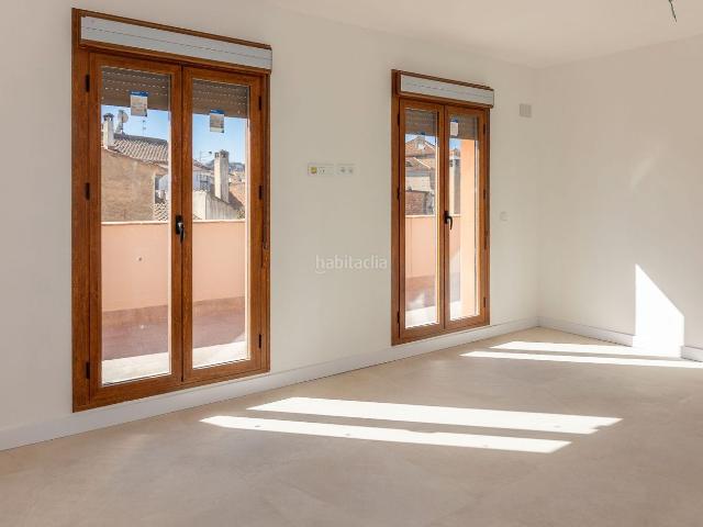 Ático en venta en Guadix. ÁTICO NUEVA CONSTRUCCIÓN CON TERRAZA. TRES DORMITORIOS Y DOS BAÑOS. Áticos.