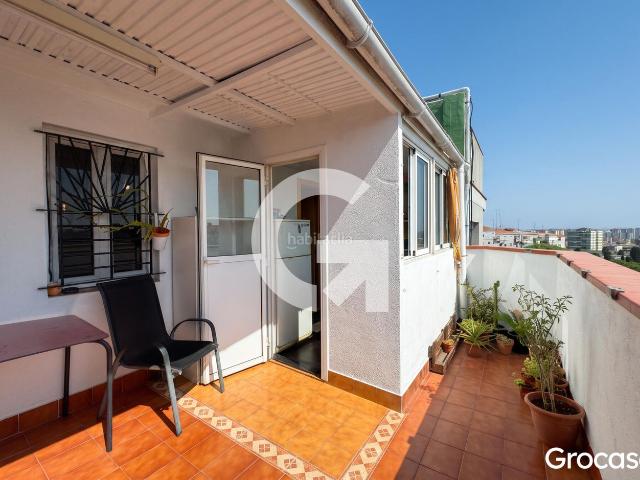 Ático en venta en Hospitalet de Llobregat L´, Les Planes. ÁTICO CON TERRAZA A NIVEL. Áticos Hospitalet de Llobregat.