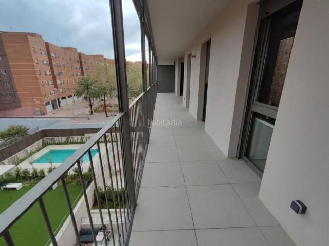 Ático en venta en Hospitalet de Llobregat L´, Sanfeliu. FABULOSO ÁTICO DE OBRA NUEVA CON TERRAZA, GRAN BALCÓN Y PARKING. Áticos Hospitalet de Llobregat.