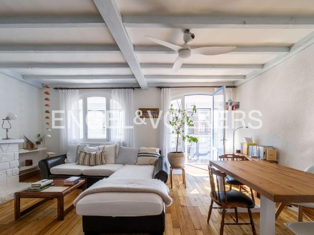 Ático en venta en Irun, Centro Mendibil Santiago. Luminoso piso en venta en Irun Centro. Áticos.