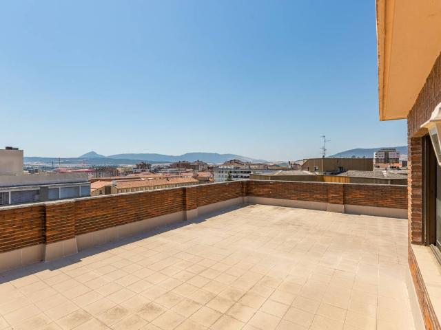 Ático en Venta en Iturrama