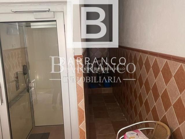 Piso en venta en Jamilena. Plaza de la Constitución, Jamila. Pisos.