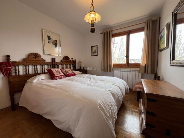 Ático en venta en Jaca, Membrilleras Levante. Ático en venta en Calle Autonomía de Aragón s n, Membrilleras Levante, Jaca. Áticos.