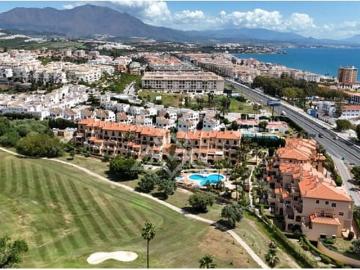 Ático en venta en La Duquesa / Puerto de la Duquesa, Málaga Costa del Sol