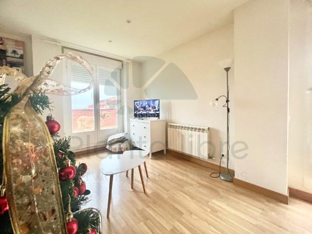 Ático en venta en Lardero. Atico con terraza de 40 m en Lardero pueblo. La Rioja. Áticos.