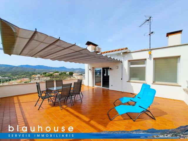 Ático en venta en Llançà, Cau del Llop Super Fener Fener Costa Brava. Ático con gran terraza con vistas al mar. Áticos.
