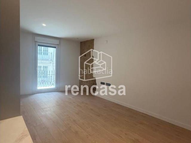Ático en venta en Lleida, Centre Històric. Edifici LEYDA Obra nueva en edificio histórico rehabilitado. Áticos.