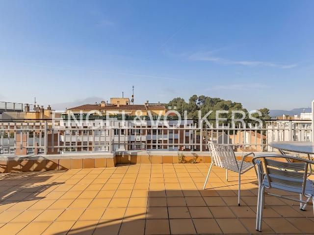Ático en venta en Manresa, Centre Passeig i Rodalies. Ático en el Passeig, luminoso, con extraordinaria orientación y vistas panorámicas. Áticos.