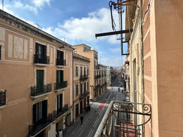Ático en venta en Mataró, Centre. TRES HABITACIONES. CENTRO TOTAL. Áticos.
