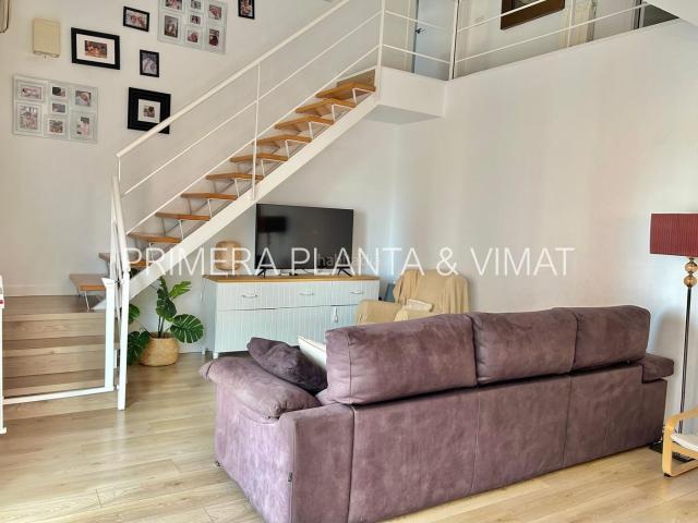 Ático en venta en Mataró, Eixample. Elegante e impecable !. Áticos.