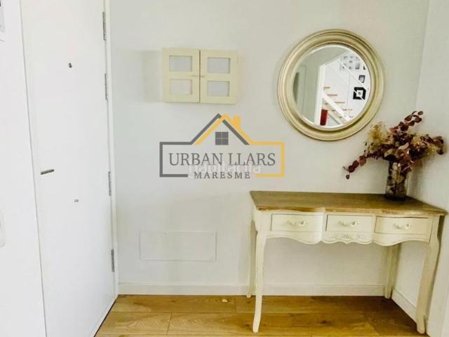Ático en venta en Mataró, Eixample. Espectacular atico duplex muy soleado con plaza de parking incluida!. Áticos.