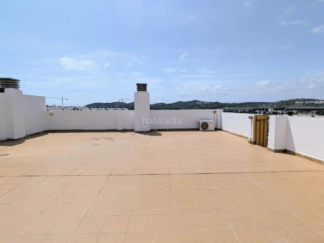 Ático en venta en Mijas, Los Ríos. Ático con gran solarium y vistas panorámicas en las lagunas de Mijas. Áticos.