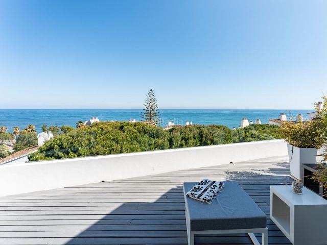 Ático en venta en Mijas, Riviera del Sol. Extraordinaria! Propiedad única y exclusiva! Amplio ático de dos plantas. La primera planta dispone de entrada con una oficina ide. Áticos.