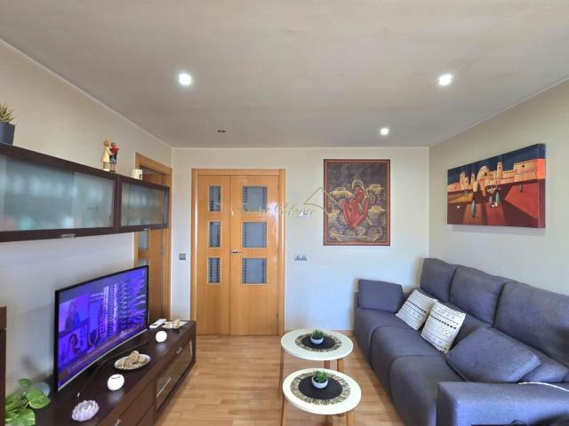 Ático en venta en Montgat. Ático con amplias terrazas y vistas despejadas. Áticos.