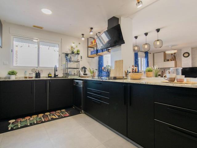 Ático en venta en Museros. ATICO EN UNA PLANTA ZONA EMPERADORMUSEROS!. Áticos.