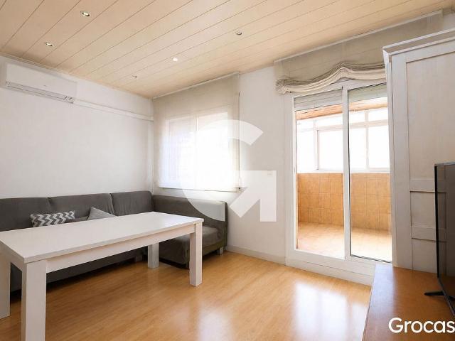 Ático en venta en pasaje Arús, Prat de Llobregat, El, de 52 m² 2 habitaciones por 198.000