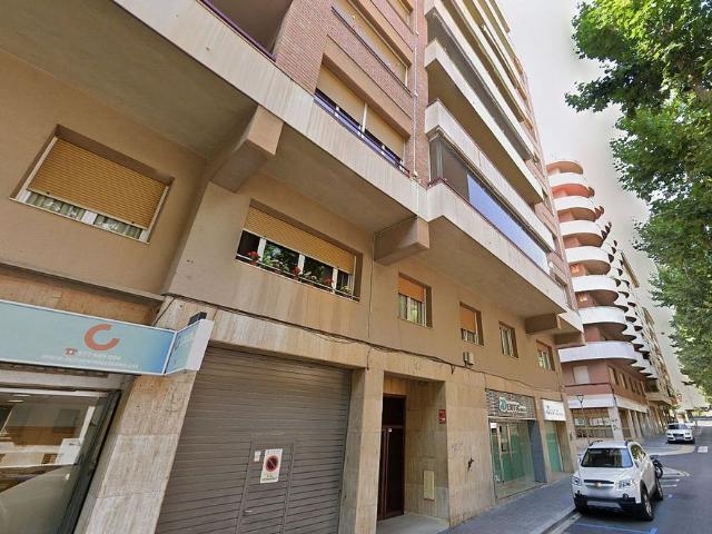 Ático en venta en paseo De L'estació, Valls, de 227 m² 4 habitaciones por 350.000