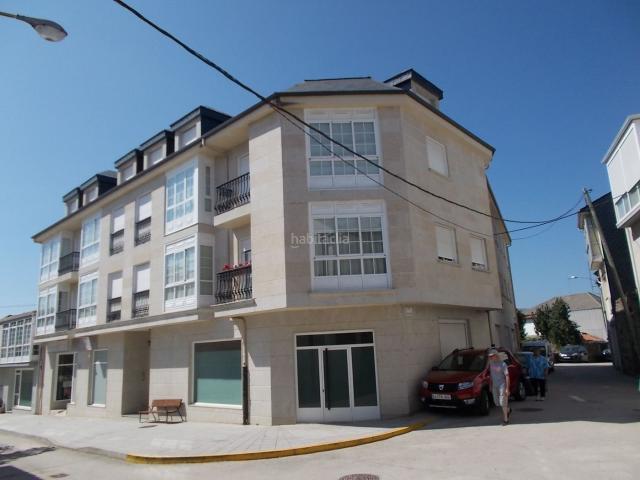 Ático en venta en Pobra de Trives A. Ático amplio y luminoso de 137 m en entorno natural, ideal para quienes buscan tranquilidad, espacio y calidad de vida a un precio. Áticos Pobra de Trives.