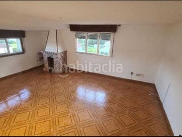 Ático en venta en Poio, San Salvador Caeira. Ático en venta en Calle Monte Saíñas. Áticos.