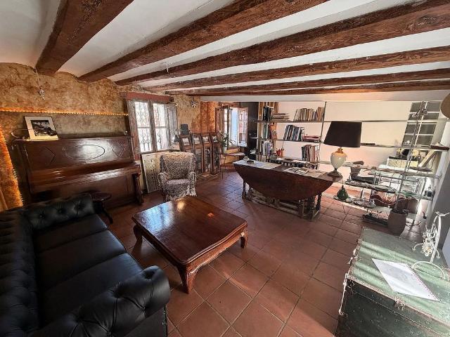 Ático en venta en plaza Reial, Barcelona, de 95 m² 4 habitaciones por 545.000