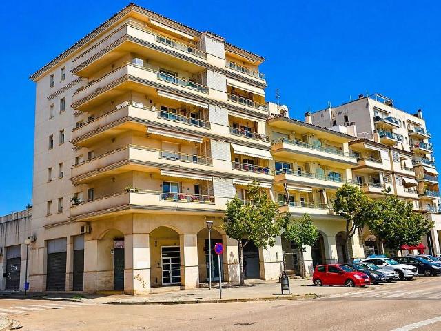 Ático en venta en rambla De L'exposició, Vilanova i La Geltrú, de 86 m² 4 habitaciones por 399.000