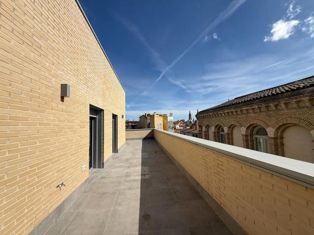 Ático en venta en Ramón y Cajal. Zaragoza