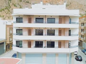 Ático en venta en Redován. Ático de 3 dormitorios y 2 baños con garaje en Redovan. Áticos.