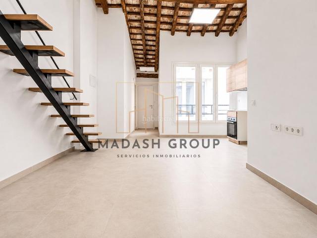 Ático en venta en Reus, Centre. Ático dúplex reformado con espectacular terraza de 20 m2 en zona Mestral Reus. Áticos.