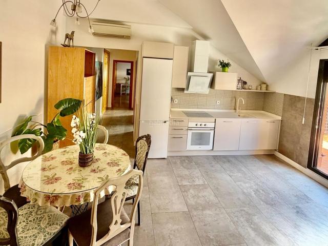 Ático en venta en Rivas Vaciamadrid, Rivas Futura. ATICO DÚPLEX DIVIDIDO EN DOS PISOS INDEPENDIENTES ?RIVAS FUTURA. Áticos Rivas.