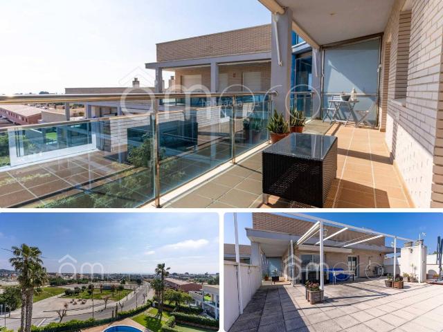Ático en venta en Roda de Barà Costa Dorada. Ático con terraza en Roda de Berà. Áticos Roda de.
