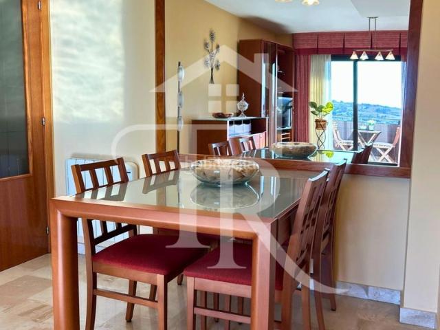 Ático en venta en Rubí, Zona Nord. Exclusivo Dúplex con Vistas Panorámicas en la Zona Norte de Rubí. Áticos.