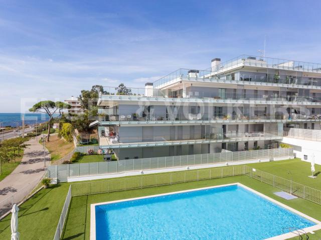 Ático en venta en Sant Andreu de Llavaneres, Can Sans. Ático a estrenar con piscina comunitaria. Áticos Sant Andreu de.