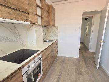 Ático en venta en Sant Feliu de Codines. Ático Reformado a Estrenar con Terraza en el Centro. Áticos Sant Feliu de.