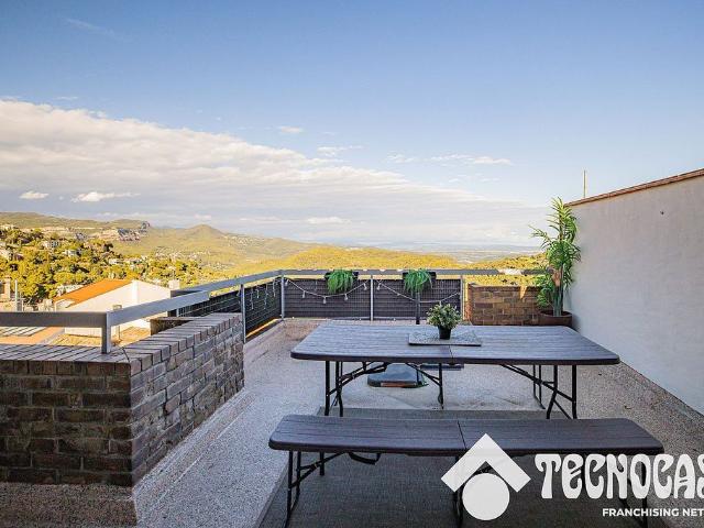 Ático en venta en calle Agustí Santacruz, Sant Feliu de Codines, de 95 m² 3 habitaciones por 208.900