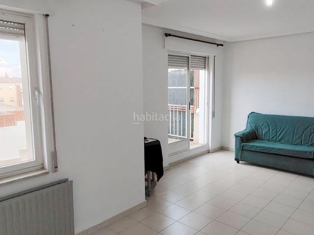 Ático en venta en Santa Marta de Tormes. Oportunidad! Ático en Santa Marta de Tormes. Áticos Santa Marta de.