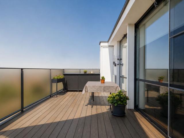 Ático en venta en Santa Perpètua de Mogoda. Ático seminuevo con espectacular terraza de 51 m en el centro de Santa Perpètua de Mogoda Inversión con gran potencial. Áticos Santa Perpètua de.