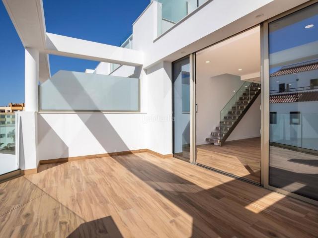 Ático en venta en Santiago del Teide, Puerto de Santiago. Espectacular atico con terraza de 25 m2. Áticos Santiago del.