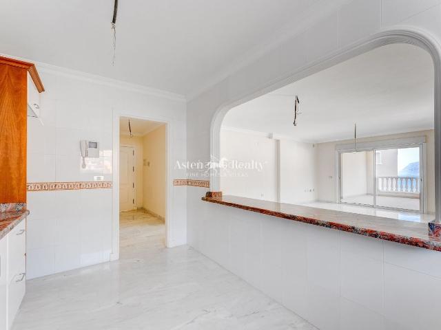 Ático en venta en Santiago del Teide, Puerto de Santiago. Impresionante ático de 2 dormitorios en Los Gigantes. Áticos Santiago del.