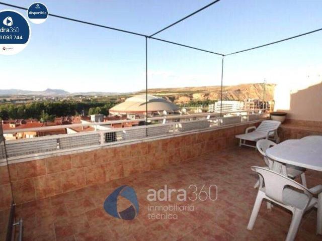 Ático en Venta en San Millán Ayuntamiento
