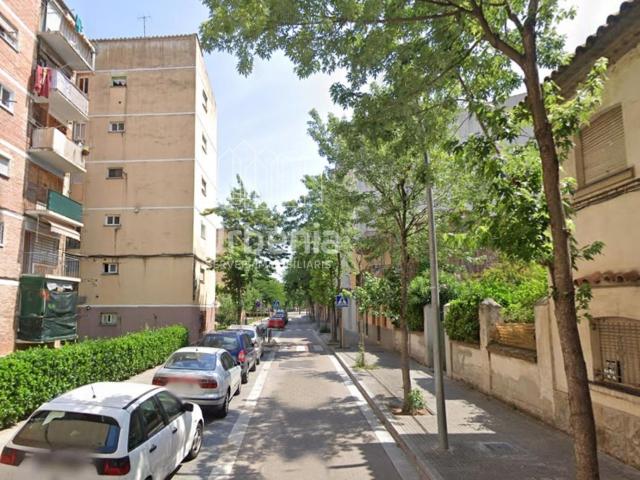 Ático en venta en Salt, Barri dels Escriptors. Oportunidad !. Áticos.