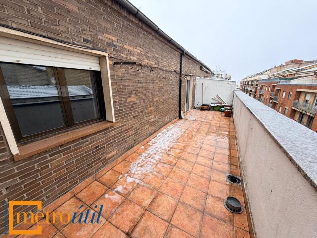 Ático en venta en Salamanca, San Bernardo. ÁTICO CON 20M DE TERRAZA a escasos metros de la AVENIDA VILLAMAYOR. Áticos.