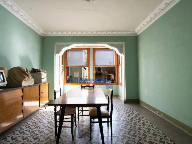 Ático en venta en Segorbe. Finca completa Precio equivalente a un piso a rehabilitar. Áticos.