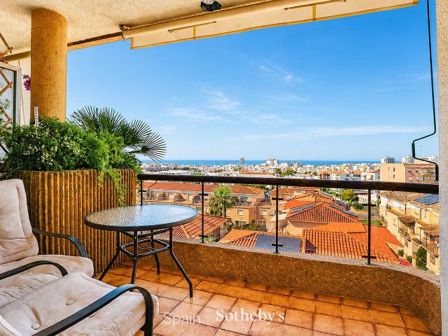 Ático en venta en Sitges, Ametllers Poble Sec Costa Dorada. Ático dúplex con vistas panorámicas en Sitges. Áticos.