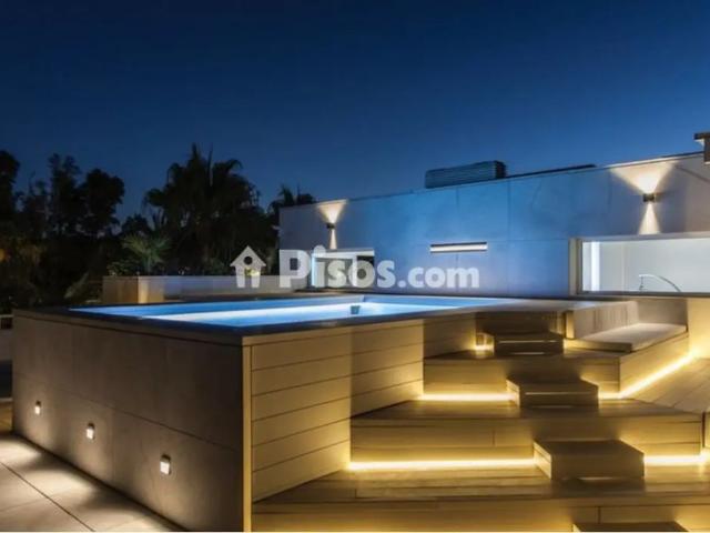 Ático en alquiler en Urbanización Marbella Real, 1
