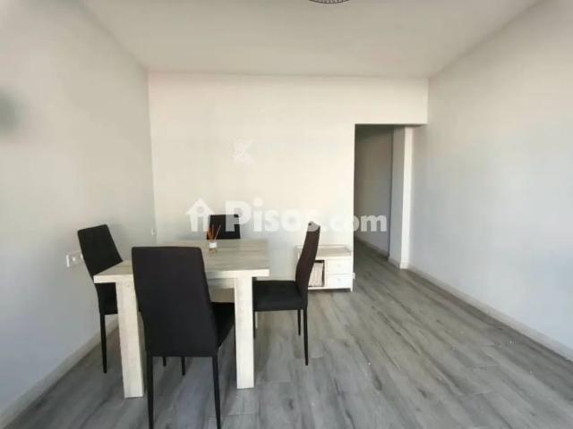 Ático en alquiler en Alicante Alacant